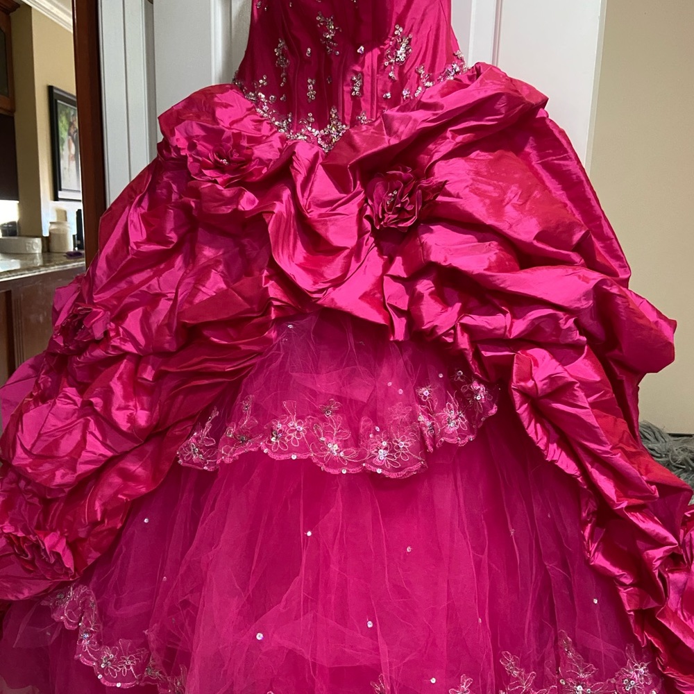 Quinceñera dress
